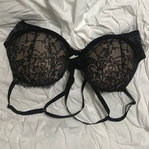VS bombshell plunge